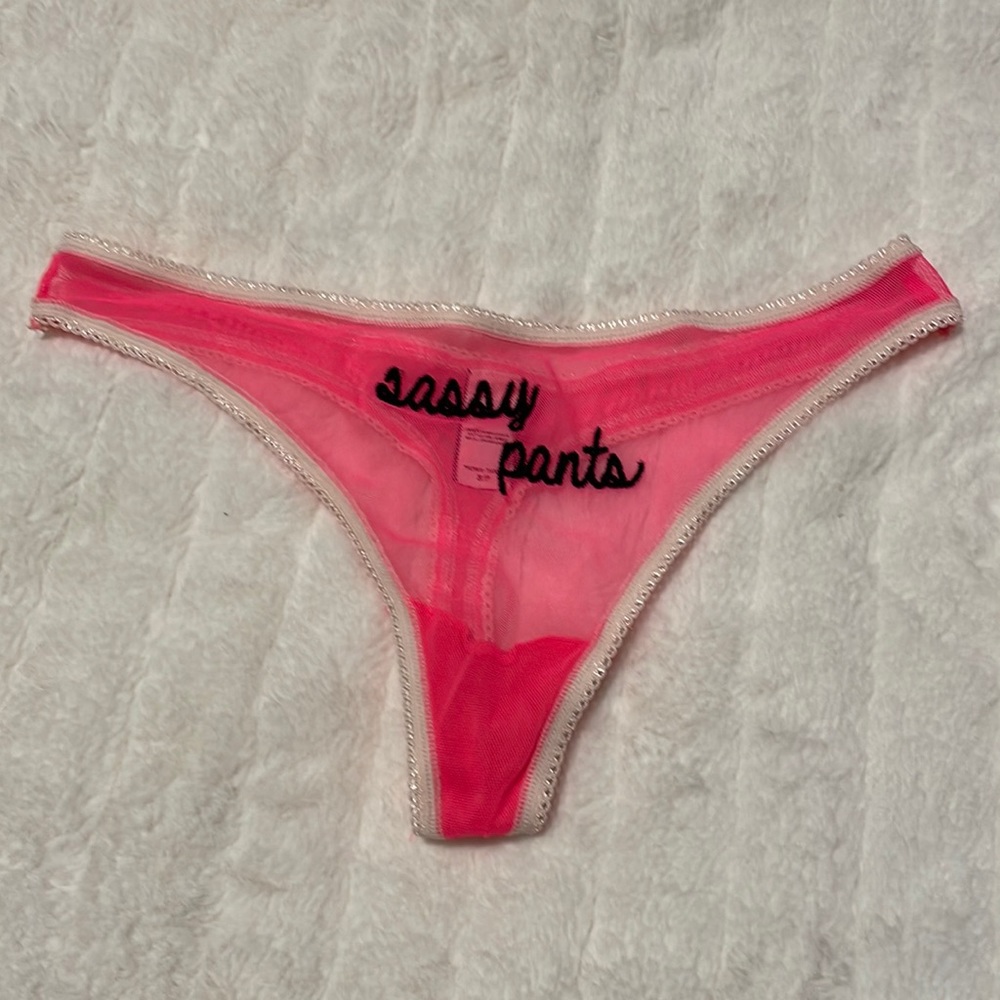 Victoria’s Secret NWOT ‘sassy pants’ mesh thong
